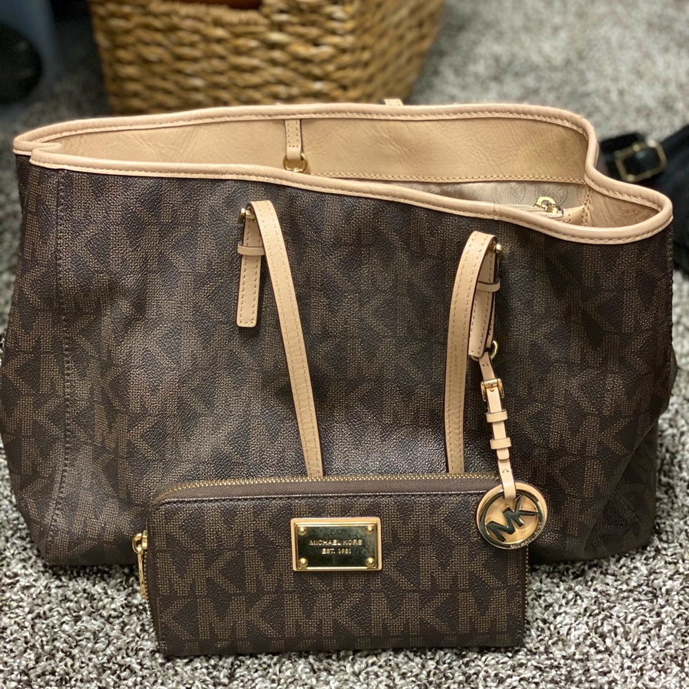 Michael Kors Set
